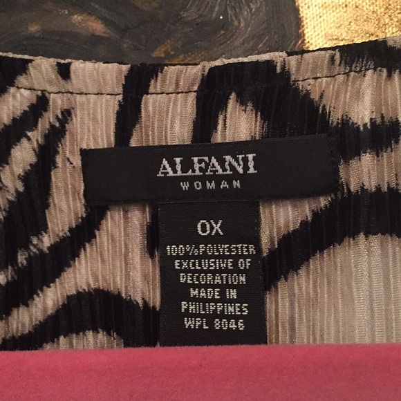 Alfani Animal Print Top Size 0X (XL - 1X) - Picture 4 of 6